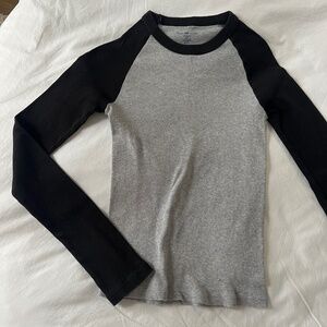Brandy Melville Baseball Tee long sleeve , one size